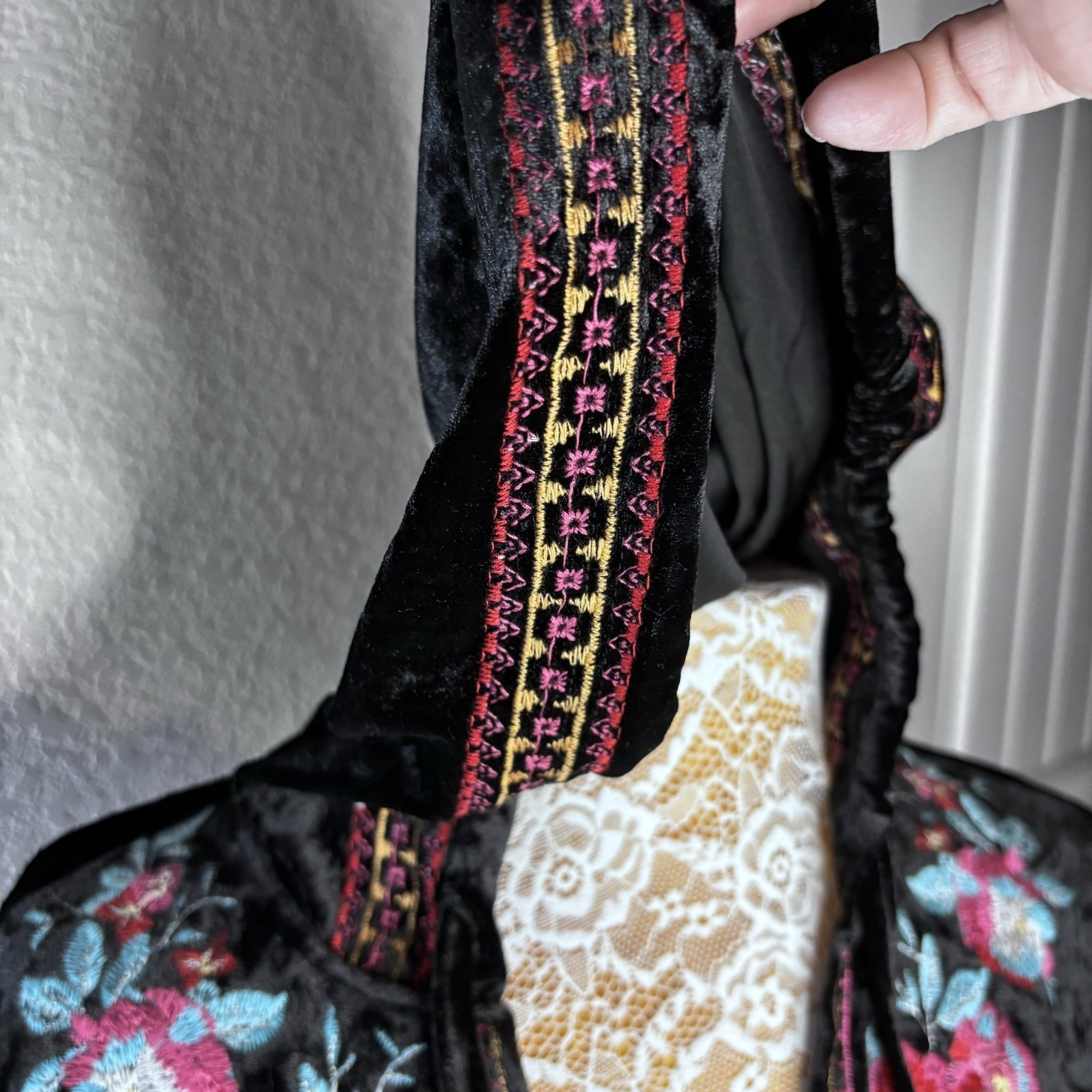 Black Crushed Velvet Embroidered Womens Hooded Top Flair Sleeve Whimsygoth Nwt — image 3 of 8